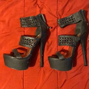 Dollhouse black high heels